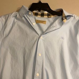 Burberry Men’s Large/Causal Button Up